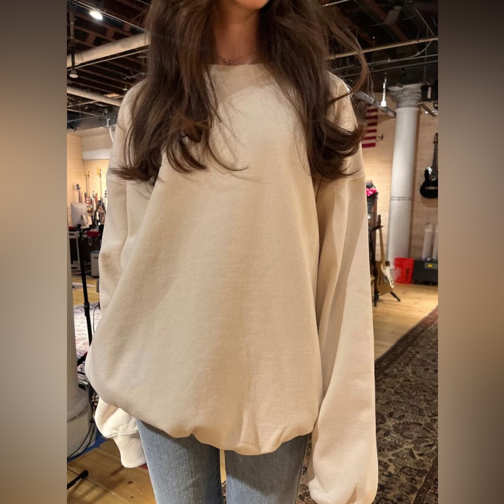 Brandy Melville Erica Sweatshirt